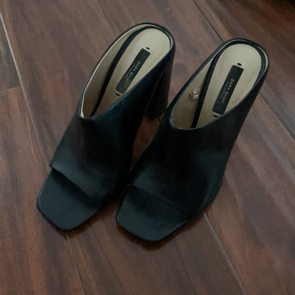 Open toe mules - Picture 3 of 5